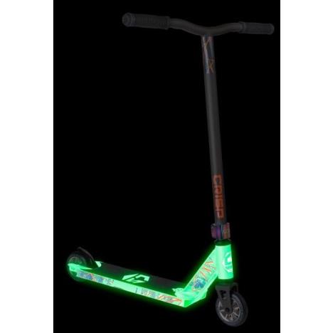 Crisp Scooters Glow In The Dark Blaster - White / Satin Grey  £114.99